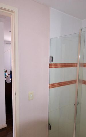 Apartamento à venda com 270m², 3 quartos e 2 vagasBanheiro 