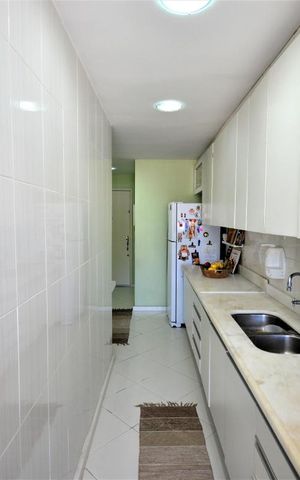 Apartamento à venda com 270m², 3 quartos e 2 vagasCozinha 