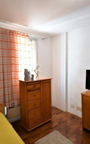 Apartamento à venda com 270m², 3 quartos e 2 vagasQuarto 1