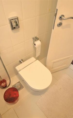 Apartamento à venda com 270m², 3 quartos e 2 vagasBanheiro da Suíte 2