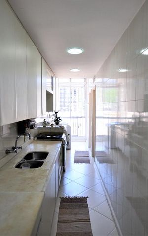 Apartamento à venda com 270m², 3 quartos e 2 vagasCozinha 