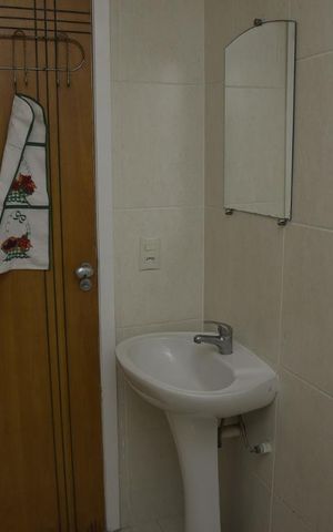 Apartamento à venda com 250m², 4 quartos e 2 vagasBanheiro de Serviço
