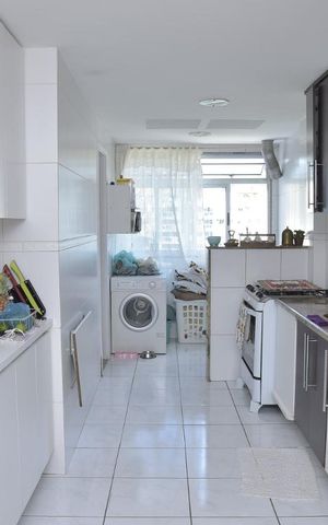 Apartamento à venda com 250m², 4 quartos e 2 vagasCozinha