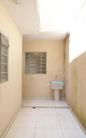 Casa à venda com 150m², 4 quartos e 2 vagas Casa à venda com 150m², 4 quartos e 2 vagasArea de serviço