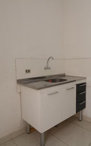 Casa à venda com 150m², 4 quartos e 2 vagas Casa à venda com 150m², 4 quartos e 2 vagasCozinha