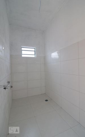 Casa à venda com 150m², 4 quartos e 2 vagas Casa à venda com 150m², 4 quartos e 2 vagasArea de serviço