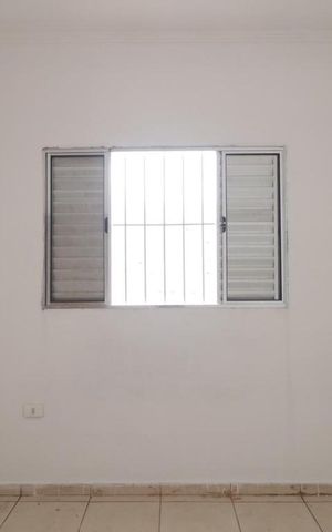 Casa à venda com 150m², 4 quartos e 2 vagas Casa à venda com 150m², 4 quartos e 2 vagasQuarto 1