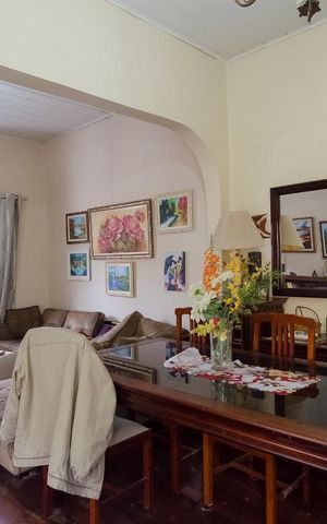 Casa à venda com 110m², 3 quartos e sem vagaSala
