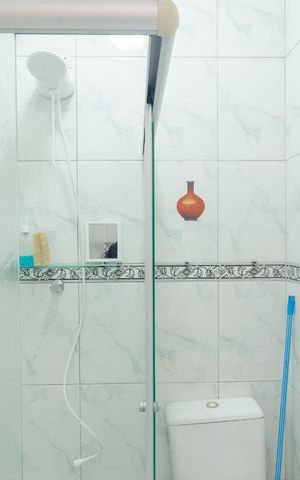 Casa à venda com 110m², 3 quartos e sem vagaBanheiro 1