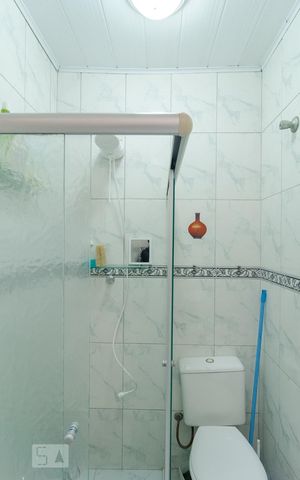 Casa à venda com 110m², 3 quartos e sem vagaBanheiro 1