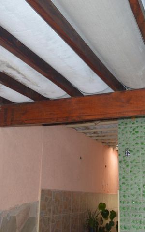 Casa à venda com 155m², 4 quartos e 2 vagasFrente da casa