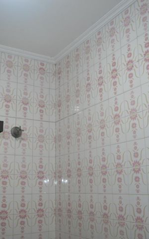 Casa à venda com 155m², 4 quartos e 2 vagasBanheiro