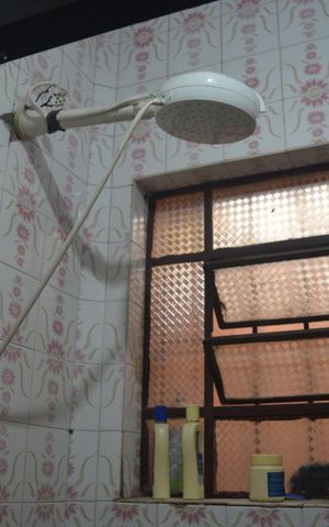 Casa à venda com 155m², 4 quartos e 2 vagasBanheiro