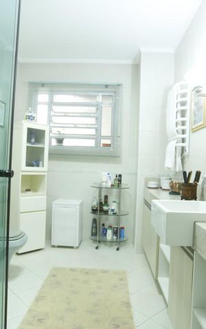 Apartamento à venda com 220m², 4 quartos e 1 vagaBanheiro 2