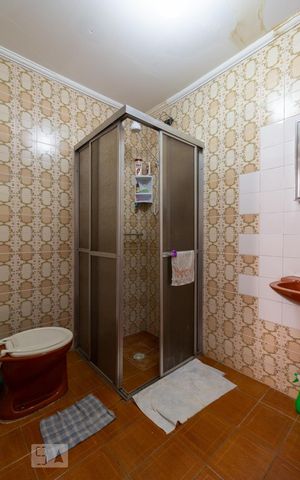 Casa à venda com 250m², 6 quartos e 3 vagas Casa à venda com 250m², 6 quartos e 3 vagasBanheiro Social 2
