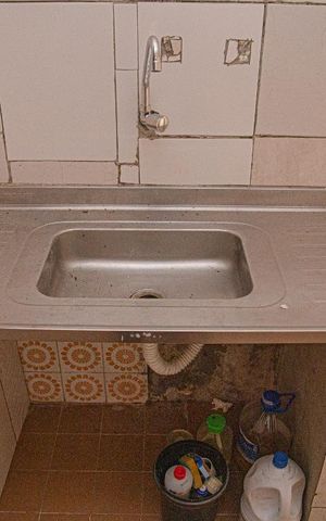 Casa à venda com 210m², 3 quartos e sem vaga Casa à venda com 210m², 3 quartos e sem vagaCozinha - Torneira
