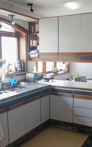 Casa à venda com 432m², 4 quartos e 6 vagasCozinha