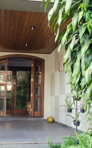 Casa à venda com 432m², 4 quartos e 6 vagasGaragem