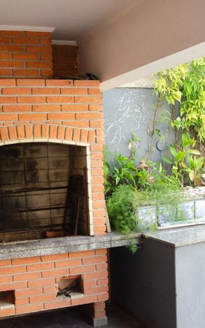Casa à venda com 432m², 4 quartos e 6 vagasÁrea comum - Churrasqueira