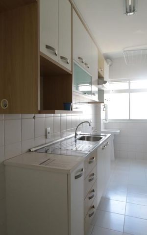 Apartamento para alugar com 73m², 3 quartos e 1 vagaCozinha - Armários