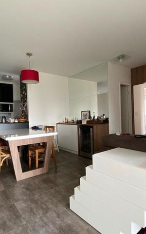 Apartamento à venda com 87m², 2 quartos e 2 vagas Apartamento à venda com 87m², 2 quartos e 2 vagasSala