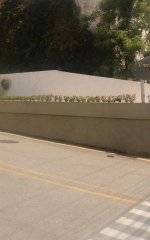 Apartamento à venda com 77m², 2 quartos e 1 vagaFachada e portaria
