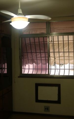Apartamento à venda com 77m², 2 quartos e 1 vagaSala