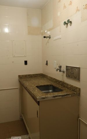 Apartamento à venda com 77m², 2 quartos e 1 vagaCozinha