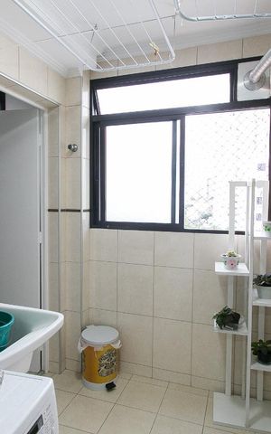 Apartamento à venda com 78m², 3 quartos e 1 vagaÁrea de Serviço