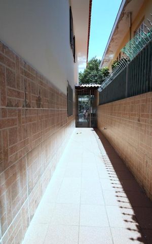 Casa à venda com 172m², 3 quartos e 2 vagasCorredor 