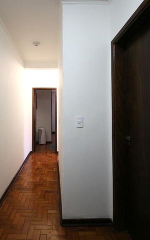 Casa à venda com 172m², 3 quartos e 2 vagasCorredor