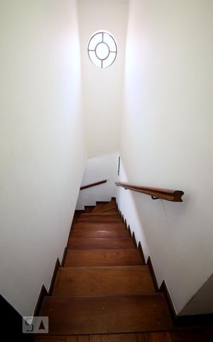 Casa à venda com 172m², 3 quartos e 2 vagasAcesso