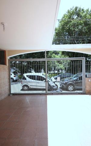 Casa à venda com 172m², 3 quartos e 2 vagasGaragem 