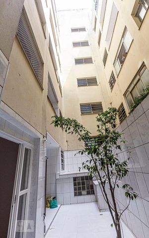 Apartamento para alugar com 120m², 2 quartos e sem vagaQuintal