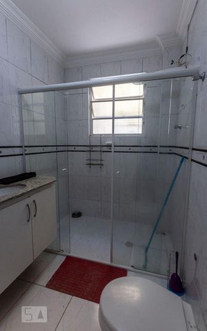 Apartamento para alugar com 120m², 2 quartos e sem vagaBanheiro