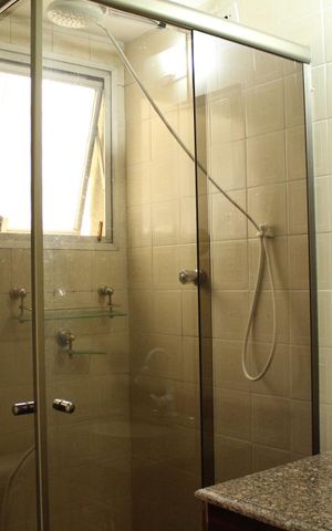 Apartamento à venda com 57m², 2 quartos e 1 vagaBanheiro 1