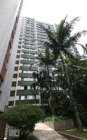 Apartamento à venda com 160m², 4 quartos e 1 vagaFachada