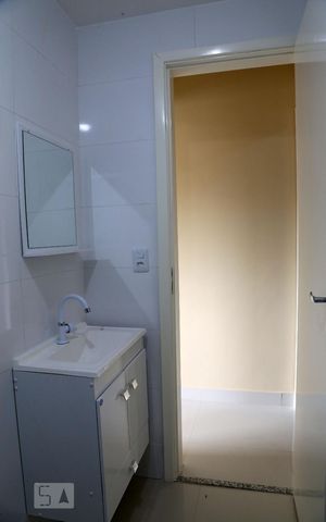 Apartamento para alugar com 30m², 1 quarto e sem vagaBanheiro