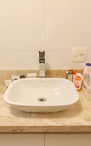 Casa à venda com 193m², 4 quartos e 5 vagasBanheiro da Suíte 1