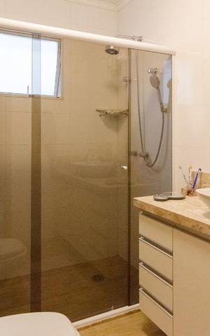 Casa à venda com 193m², 4 quartos e 5 vagasBanheiro da Suíte 1