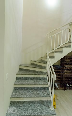 Casa à venda com 193m², 4 quartos e 5 vagasSala