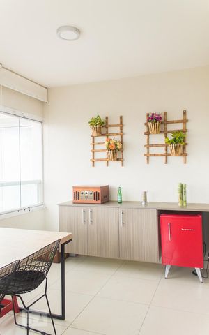 Apartamento para alugar com 41m², 1 quarto e 1 vagavaranda
