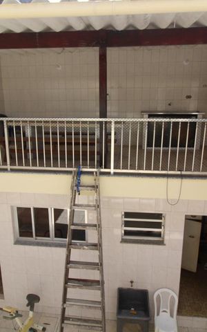 Casa à venda com 250m², 3 quartos e 4 vagasVista da edicula