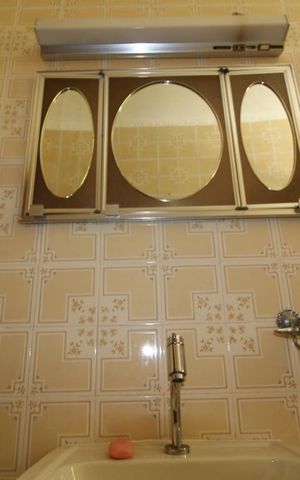 Casa à venda com 250m², 3 quartos e 4 vagasBanheiro 2 piso superior