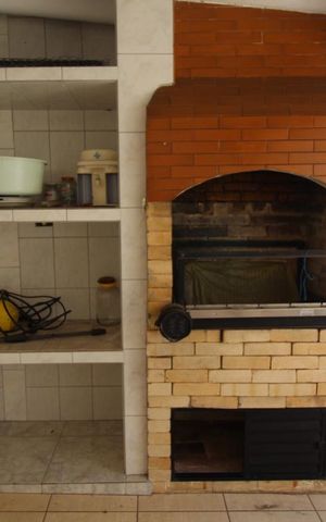 Casa à venda com 250m², 3 quartos e 4 vagasÁrea gourmet 