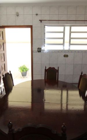 Casa à venda com 250m², 3 quartos e 4 vagasCozinha copa