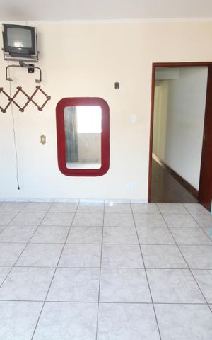 Casa à venda com 250m², 3 quartos e 4 vagasQuarto 1 suite armários
