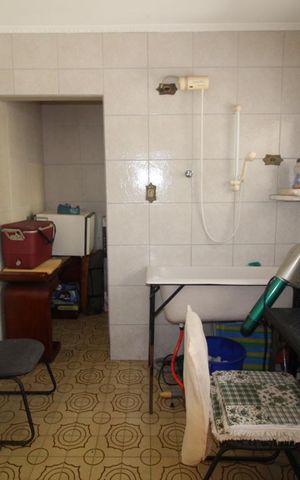 Casa à venda com 250m², 3 quartos e 4 vagasQuarto de serviço