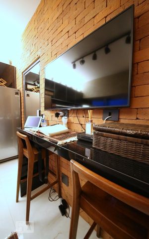 Apartamento à venda com 40m², 1 quarto e 1 vagaSala 