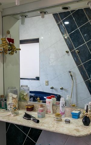 Casa de condomínio à venda com 230m², 3 quartos e 2 vagas Casa de condomínio à venda com 230m², 3 quartos e 2 vagasSuíte
